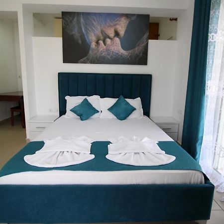 Hotel Vila Kapllani Sarandë Esterno foto