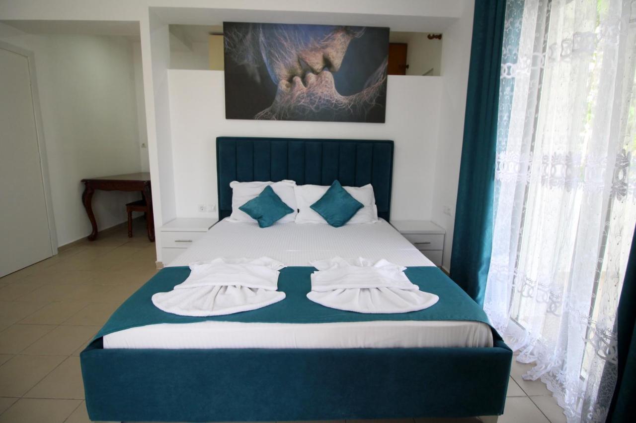 Hotel Vila Kapllani Sarandë Esterno foto