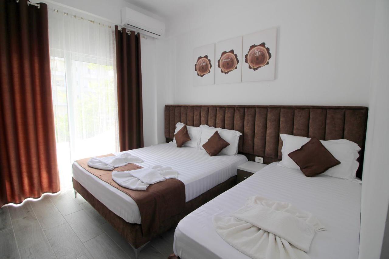 Hotel Vila Kapllani Sarandë Esterno foto