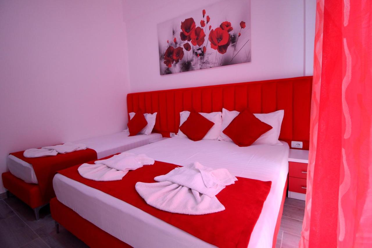 Hotel Vila Kapllani Sarandë Esterno foto