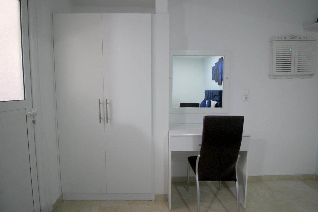 Hotel Vila Kapllani Sarandë Esterno foto