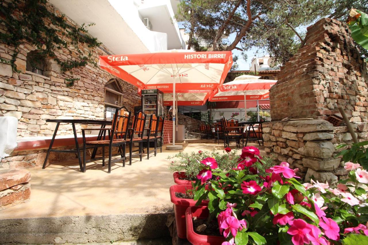 Hotel Vila Kapllani Sarandë Esterno foto