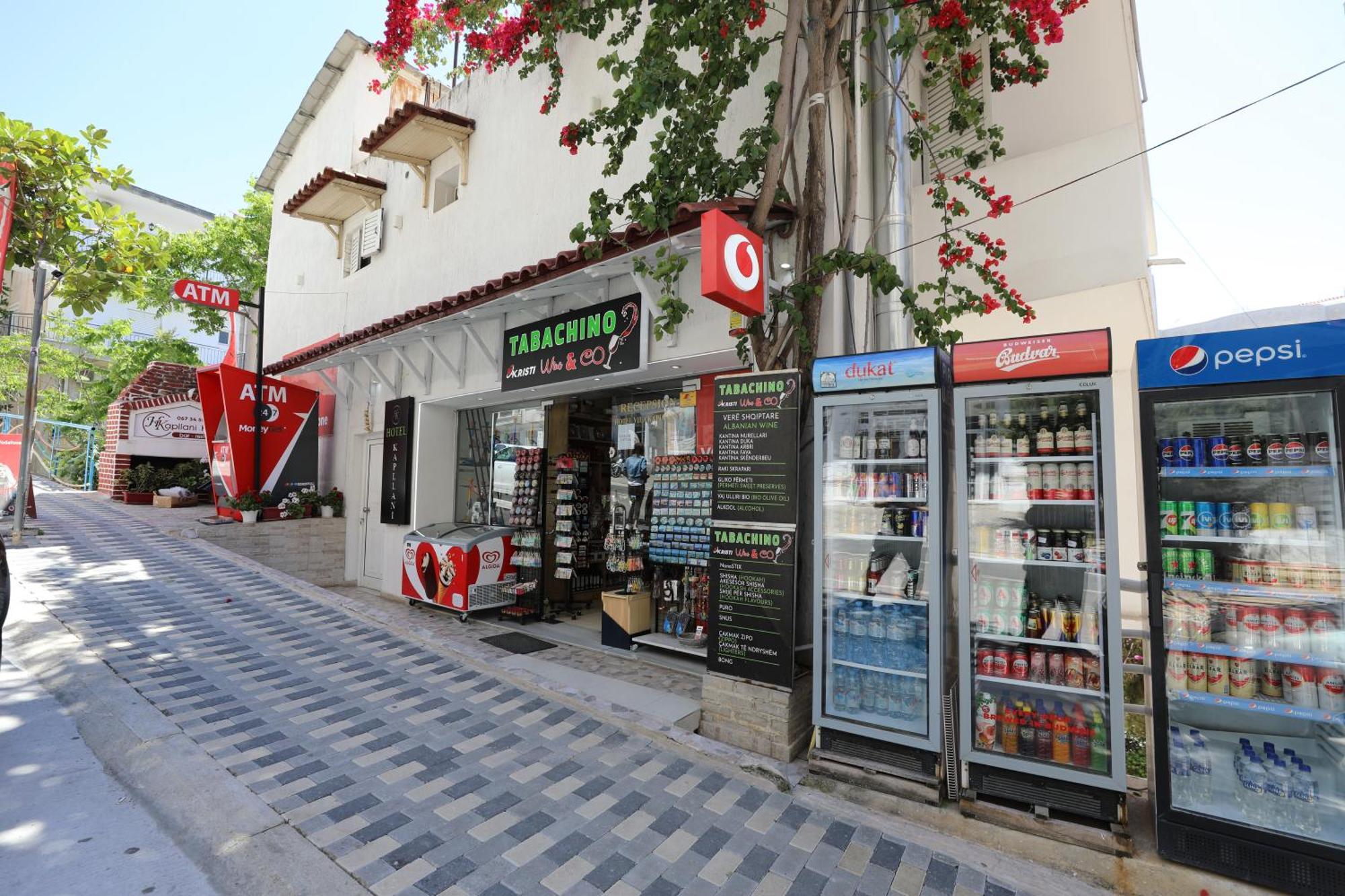 Hotel Vila Kapllani Sarandë Esterno foto